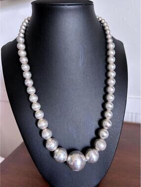 Vintage Sterling Silver Graduated Bead Necklace 20” 55g